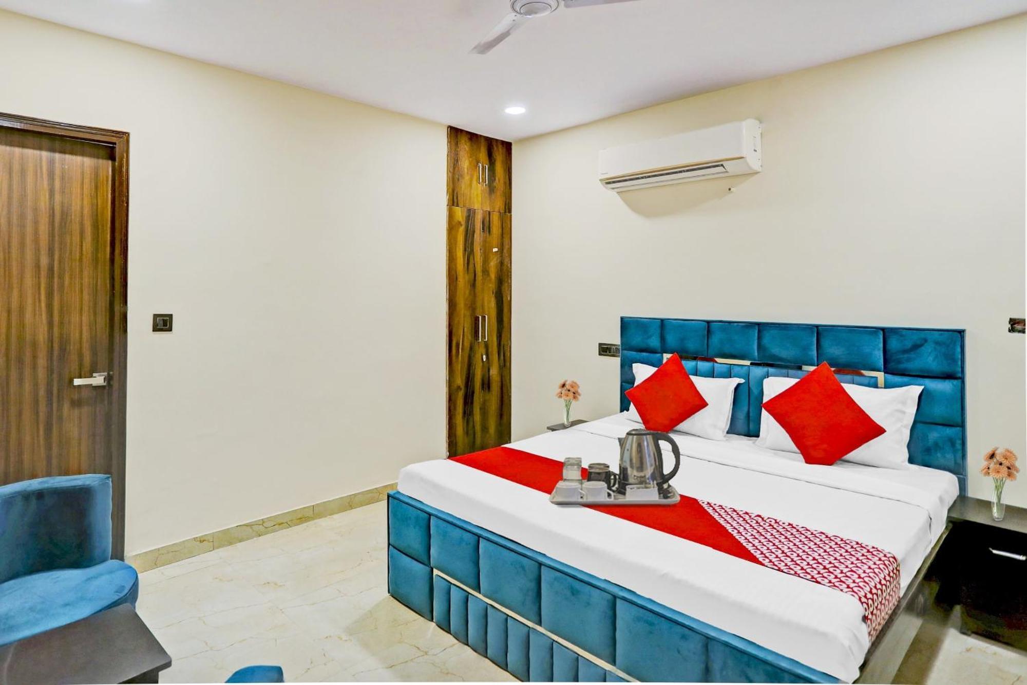 Hotel O Royal Lotus Stay Near Ip Extension Metro Station Nové Dillí Exteriér fotografie
